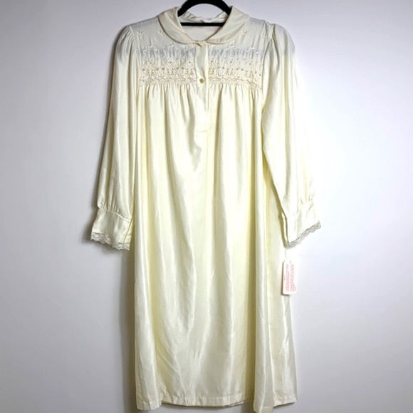 Vintage French Maid Pale Yellow Night Gown, women size S NWT - Picture 1 of 16
